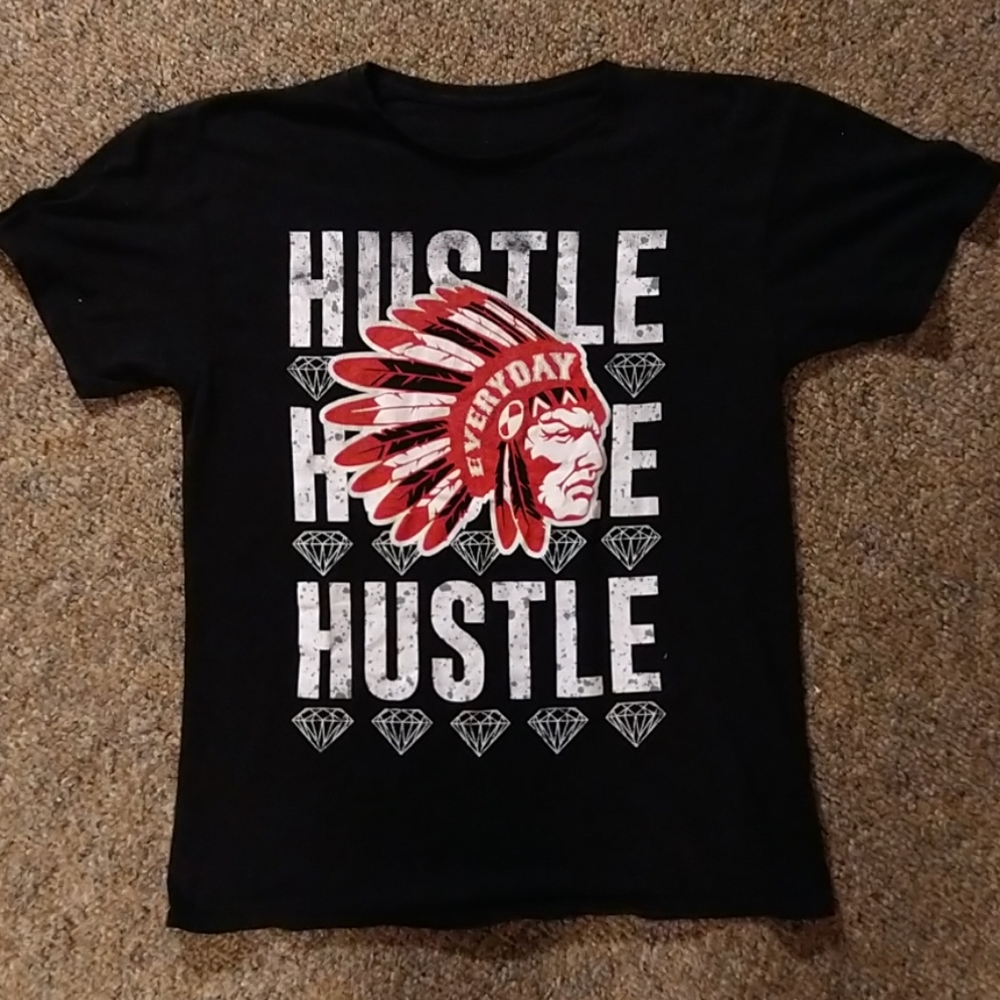 Hustle s/s t-shirt. Men's medium.